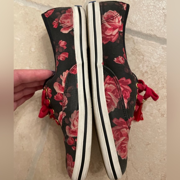 Kate Spade Keds Women's Floral Sneakers in Black and Red/Pink - Picture 2 of 6